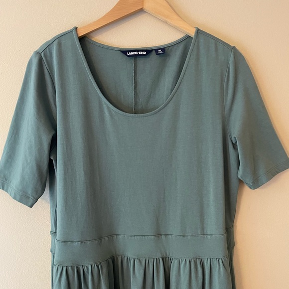 Lands’ End Sage Green Dress Size Medium in Excellent Condition - Picture 3 of 10